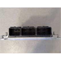 CALCULATEUR MOTEUR RENAULT MASTER