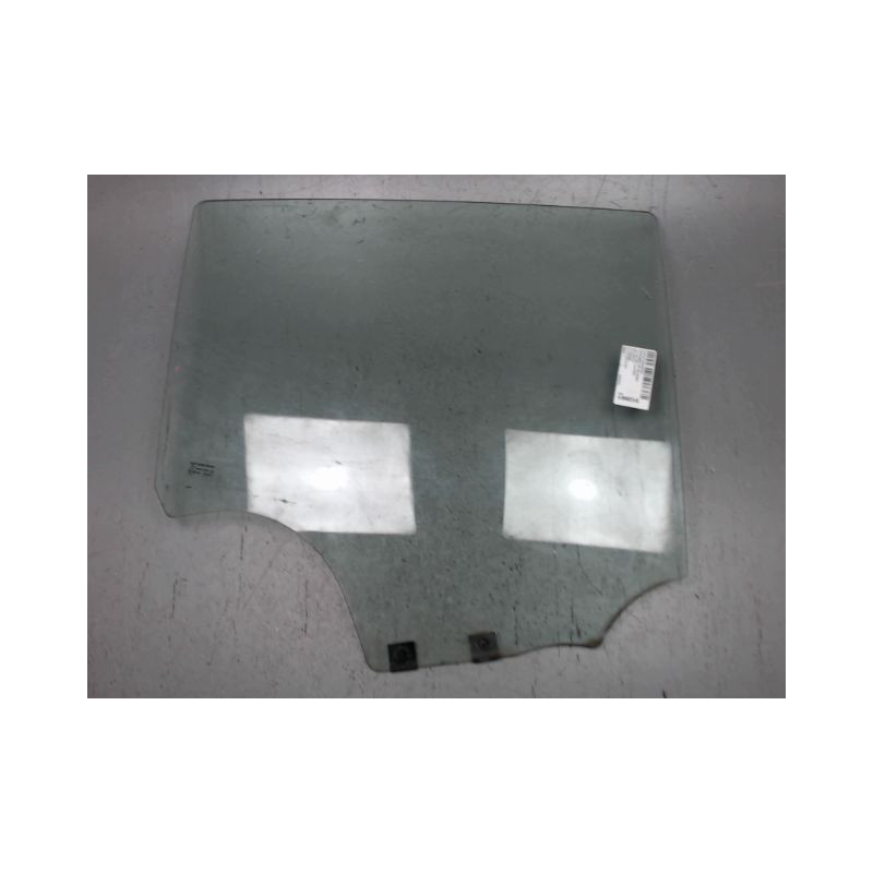 GLACE PORTE ARD DACIA SANDERO 2008-