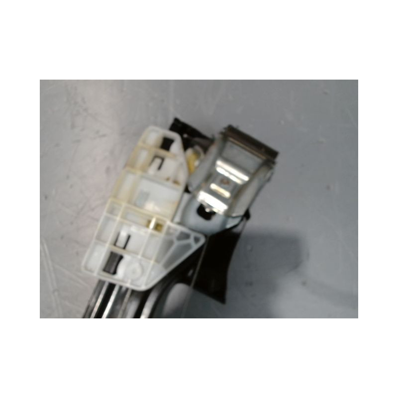 MECANISME+MOTEUR LEVE-GLACE ARRIERE DROIT MERCEDES CLASSE C BREAK 2004-