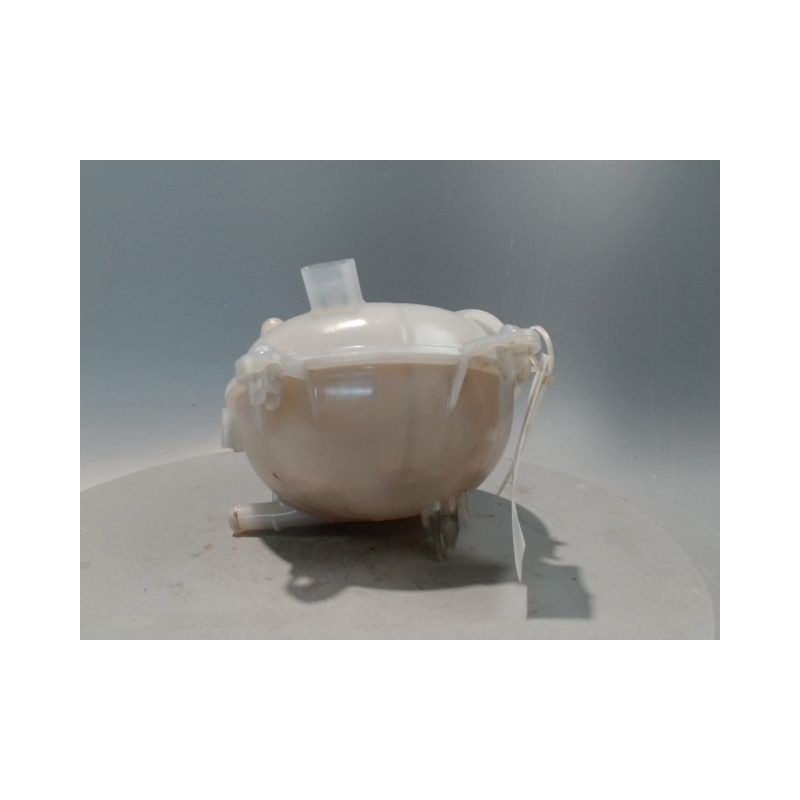 VASE EXPANSION VOLKSWAGEN GOLF
