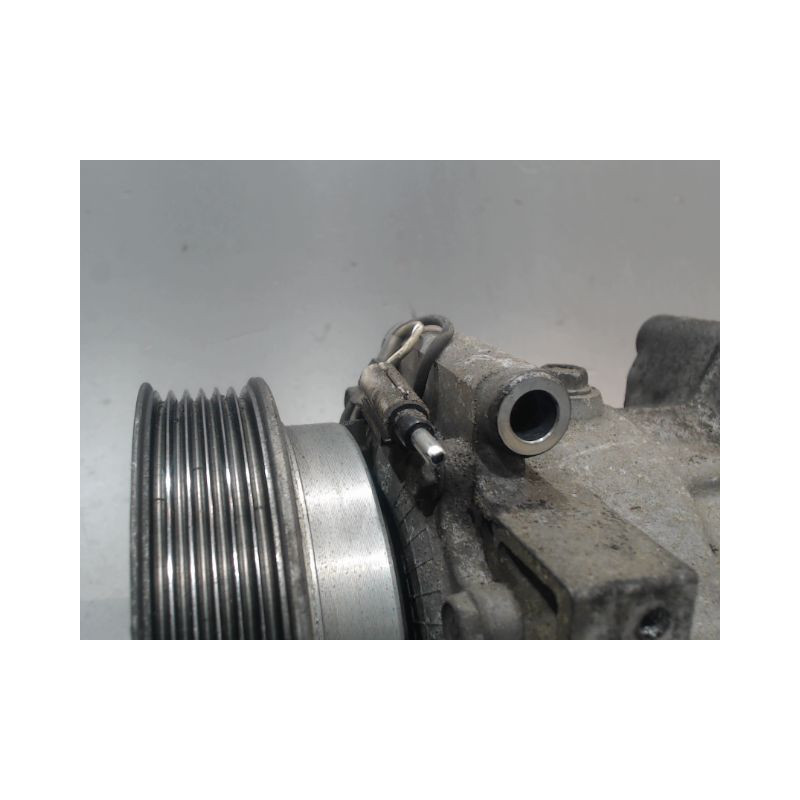 COMPRESSEUR AIR CONDITIONNE RENAULT CLIO
