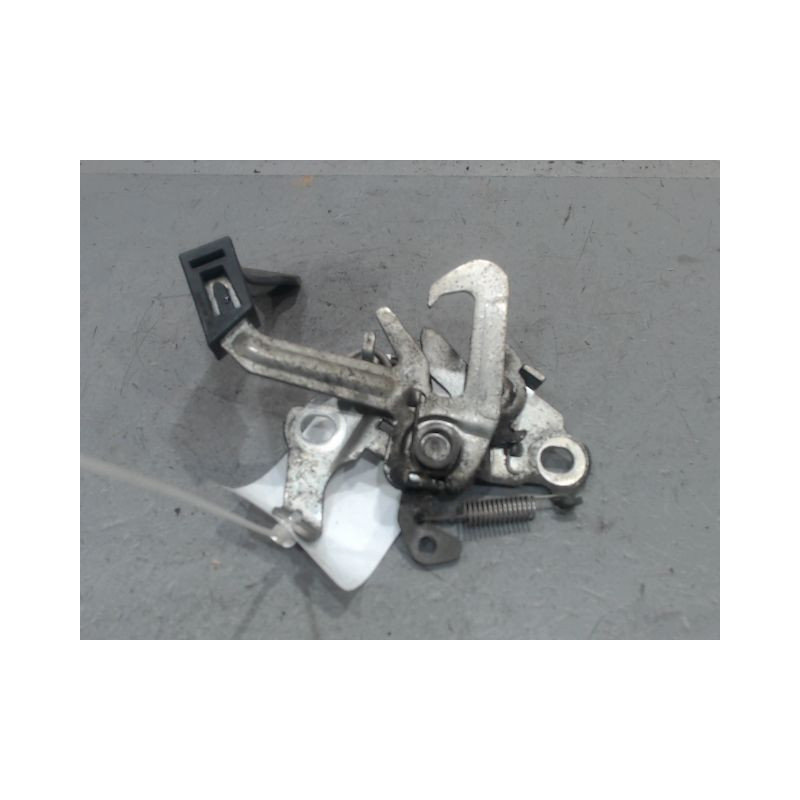 SERRURE CAPOT PEUGEOT 5008