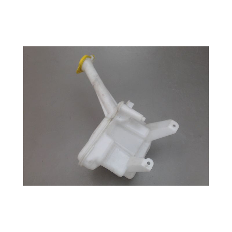 RESERVOIR LAVE-GLACE AVANT TOYOTA YARIS