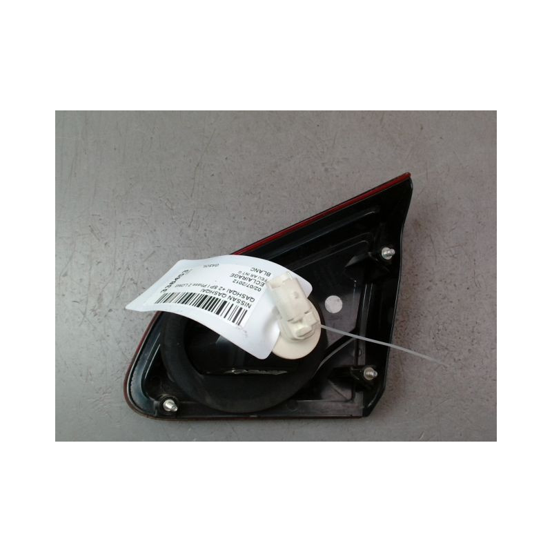 FEU ARRIERE INTERIEUR GAUCHE NISSAN QASHQAI +2 I Phase 2 LONG 2010-2014