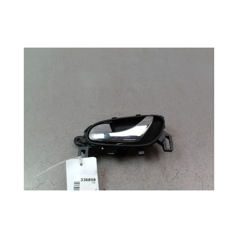 POIGNEE INTERIEURE PORTE AVANT GAUCHE NISSAN QHASQAI 2007-