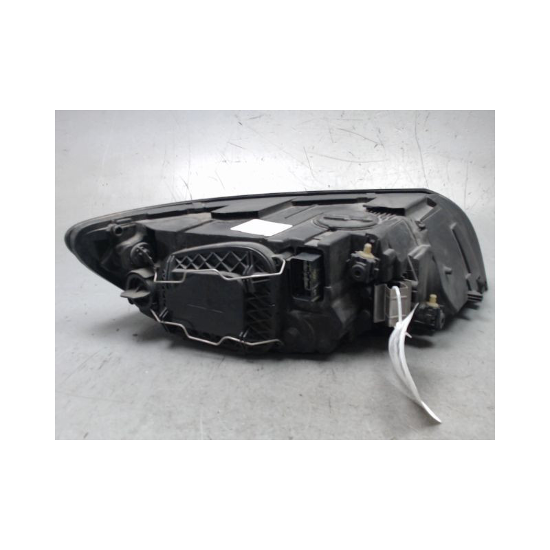 PHARE GAUCHE VOLVO V50