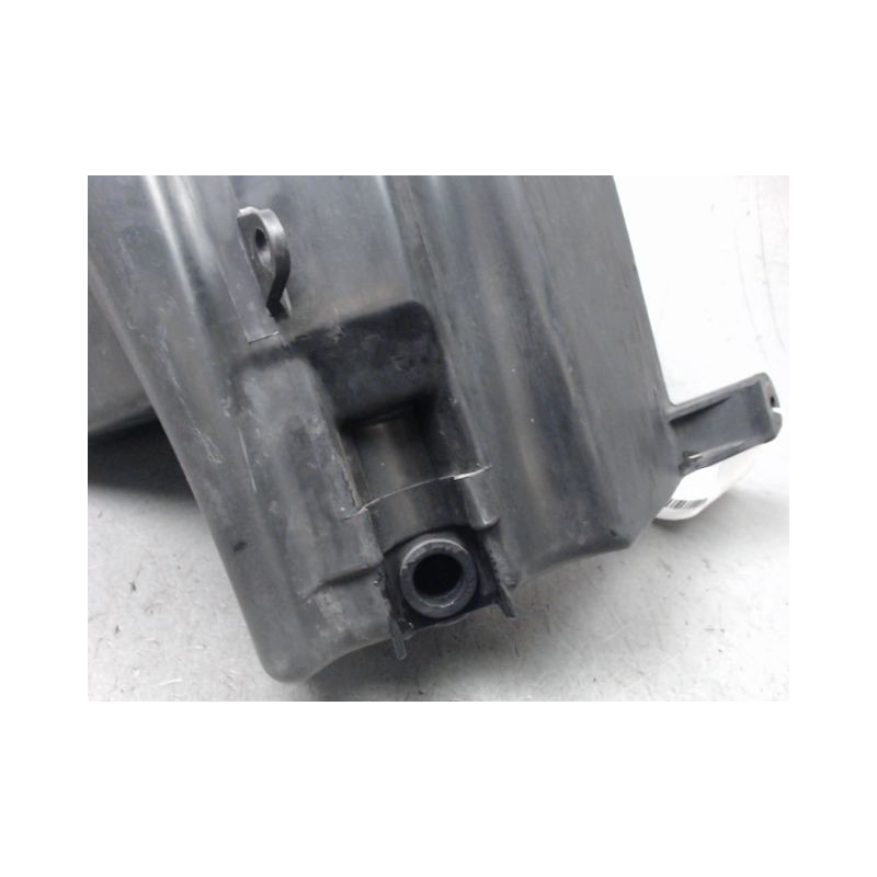 RESERVOIR LAVE-GLACE AVANT LEXUS IS