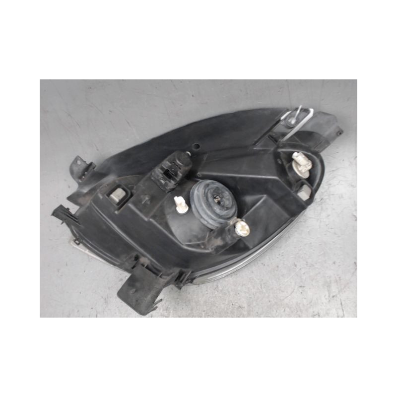 PHARE DROIT CITROEN XSARA PICASSO