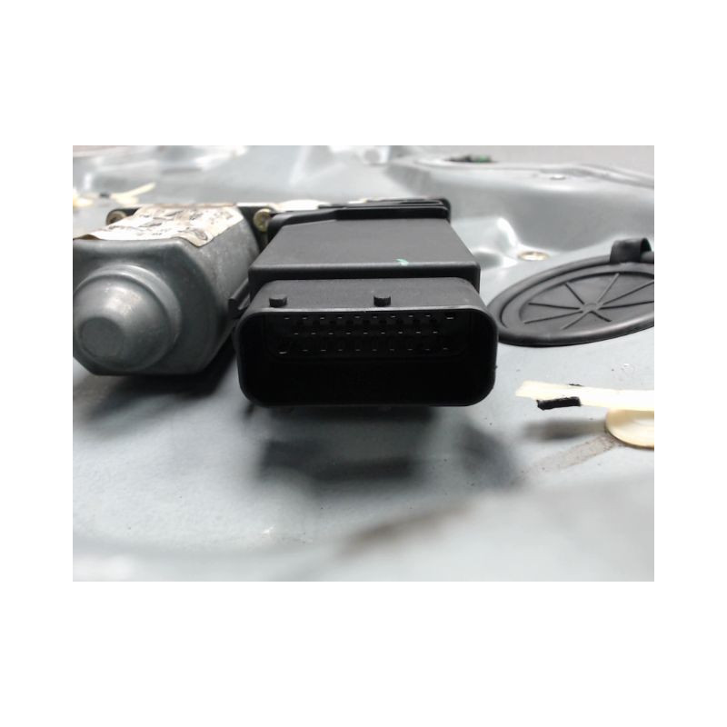 MECANISME+MOTEUR LEVE-GLACE AVANT GAUCHE SEAT TOLEDO 99-