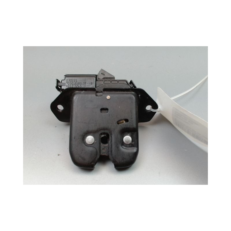 SERRURE HAYON  DACIA SANDERO 2008-