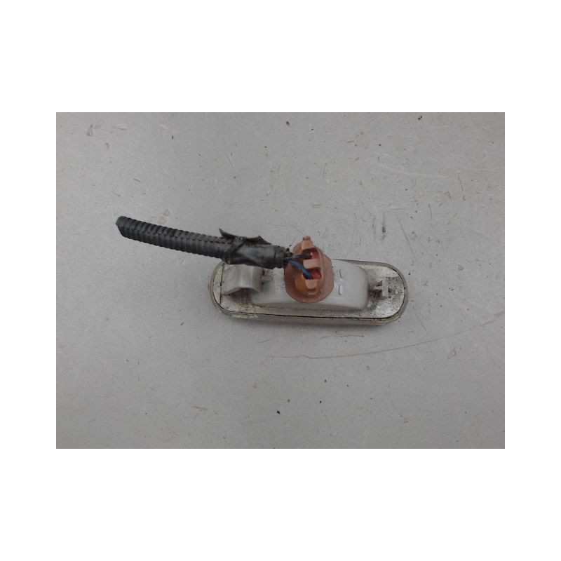REPETITEUR AILE DROIT FIAT PUNTO