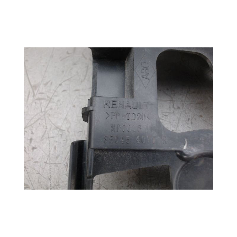 SUPPORT PARE-CHOC ARG DACIA SANDERO