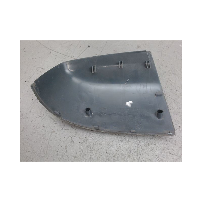 CARENAGE RETROVISEUR EXTERIEUR GAUCHE FORD FOCUS