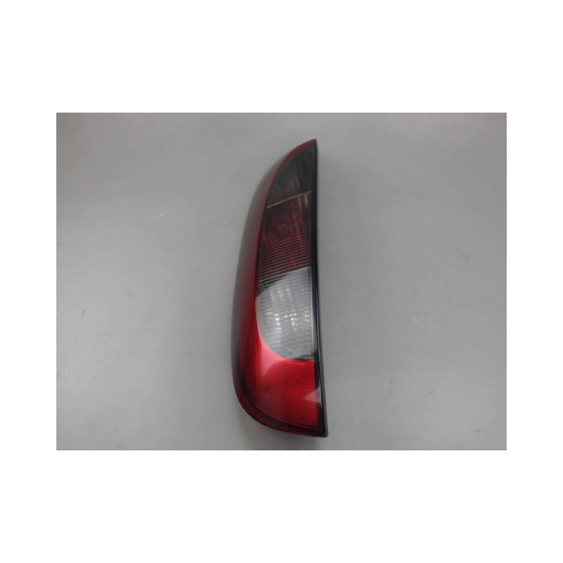 FEU ARRIERE GAUCHE  OPEL CORSA
