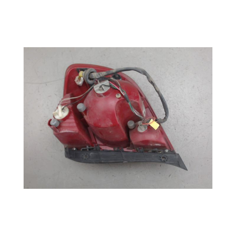FEU ARRIERE GAUCHE  HYUNDAI ACCENT