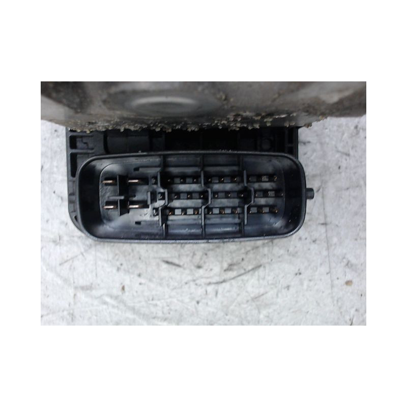 UNITE HYDRAULIQUE ABS TOYOTA RAV4 2000-
