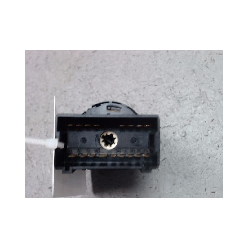 COMMANDE ECLAIRAGE VOLKSWAGEN POLO 2005-