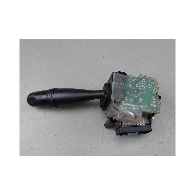 COMMANDE ESSUIE GLACE TOYOTA RAV4