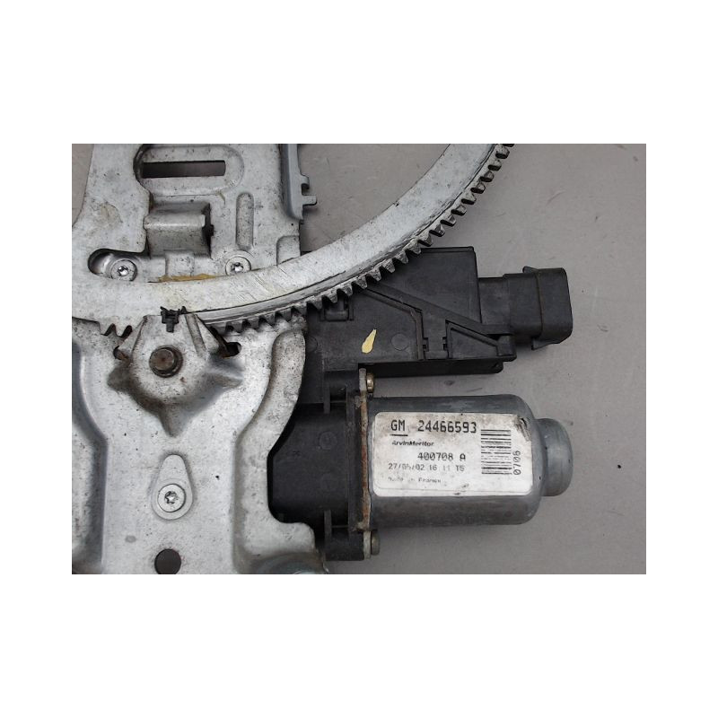 MECANISME LEVE-GLACE AVANT GAUCHE OPEL CORSA