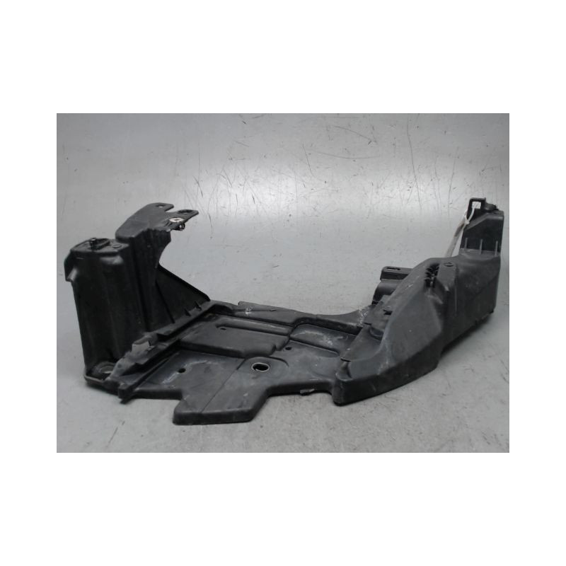 SUPPORT PHARE GAUCHE RENAULT MEGANE III ESTATE 09-