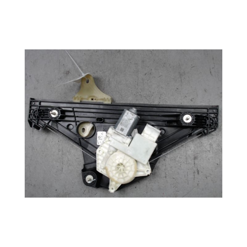 MECANISME+MOTEUR LEVE-GLACE ARRIERE DROIT RENAULT CLIO