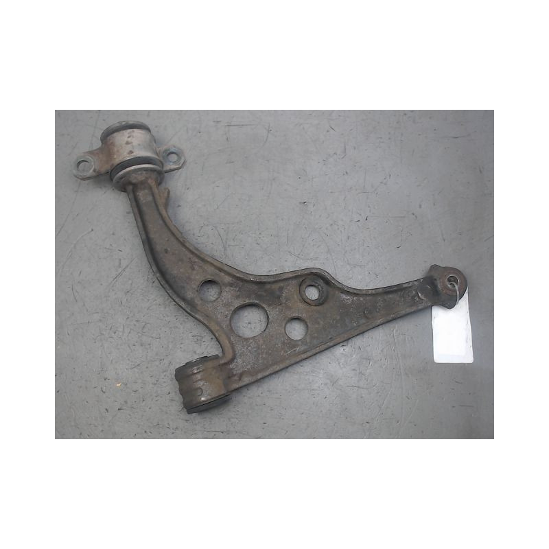 TRIANGLE INFERIEUR AVANT DROIT PEUGEOT BOXER 330C TOLE 2002-