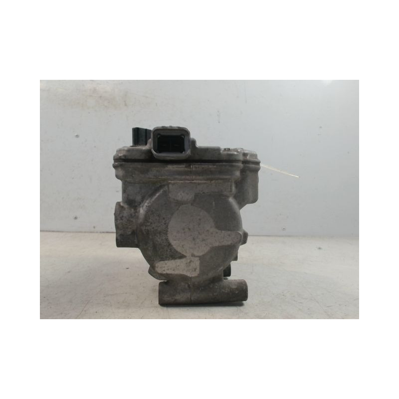 COMPRESSEUR AIR CONDITIONNE TOYOTA AURIS 2010-