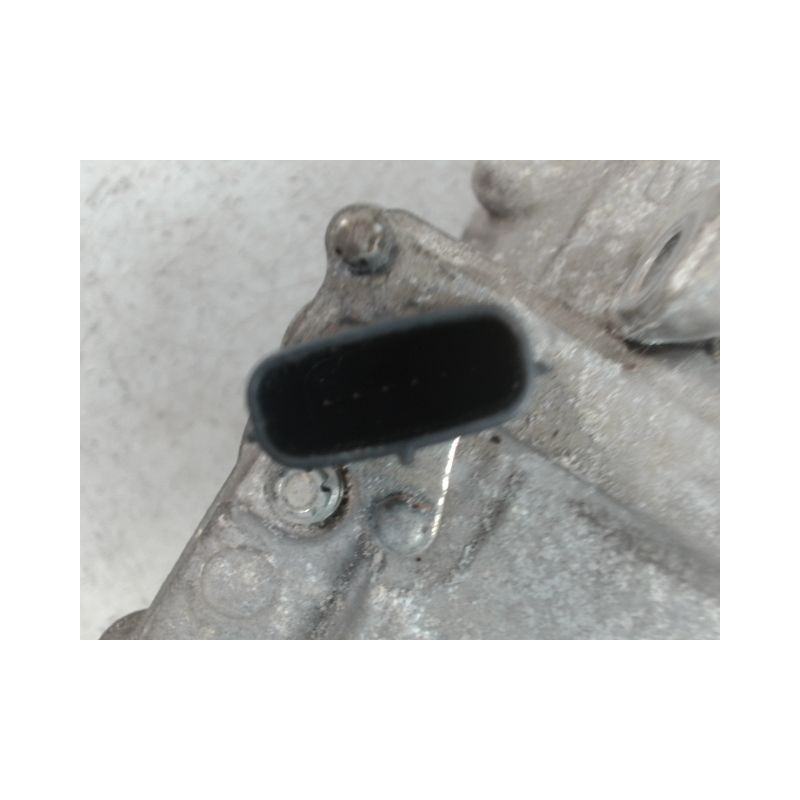 COMPRESSEUR AIR CONDITIONNE TOYOTA AURIS 2010-