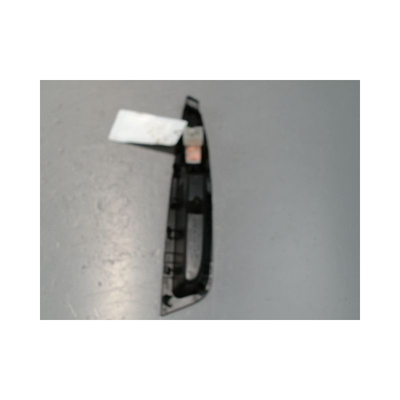 COMMANDE LEVE-GLACE PORTE ARD NISSAN QHASQAI 2007-