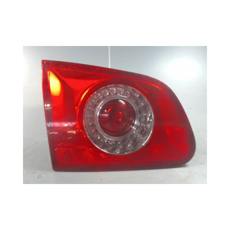 FEU ARRIERE INTERIEUR GAUCHE VOLKSWAGEN PASSAT SW 2005-