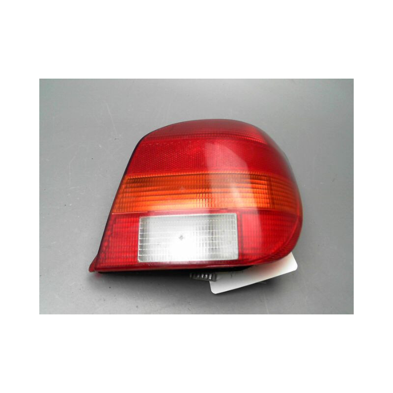 FEU ARRIERE DROIT FORD FIESTA III Phase 1 1989-1994