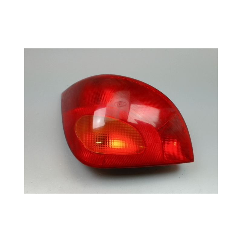 FEU ARRIERE GAUCHE  FORD FIESTA IV Phase 2 1999-2002