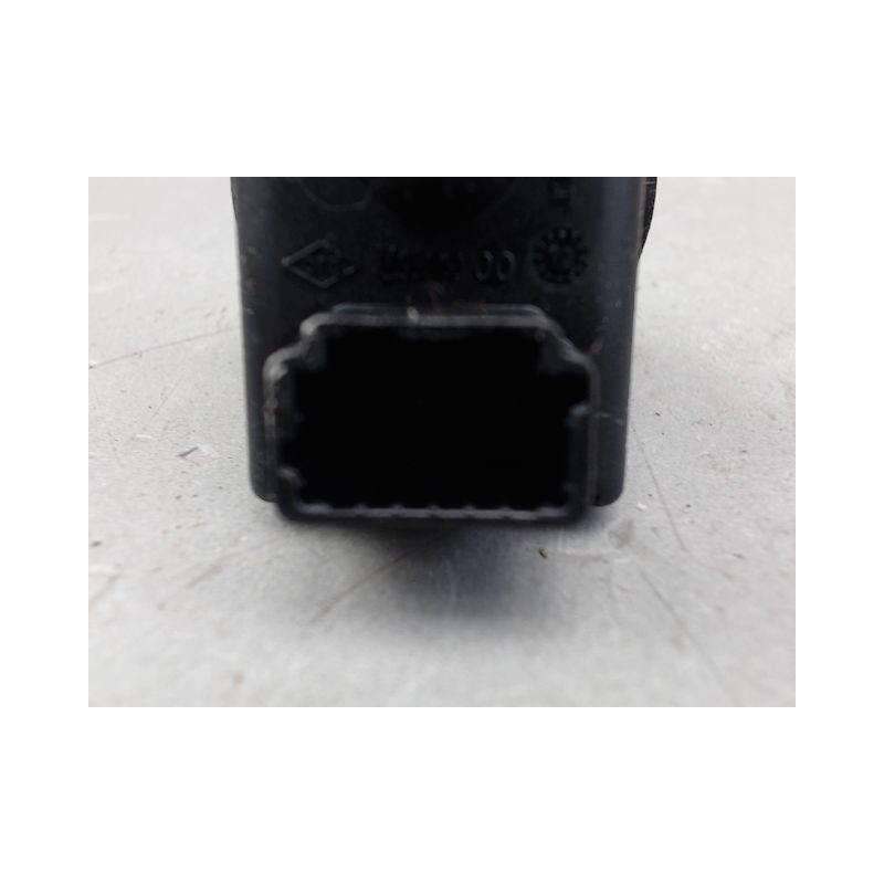 COMMANDE RETROVISSEUR EXTERIEUR ELECTRIQUE DACIA LODGY