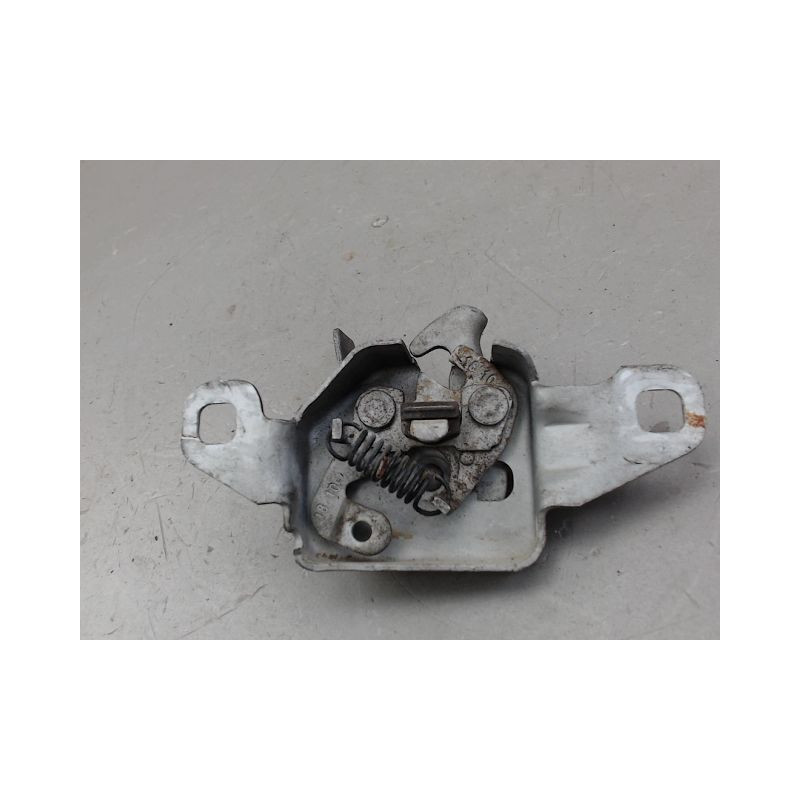 SERRURE CAPOT DACIA SANDERO