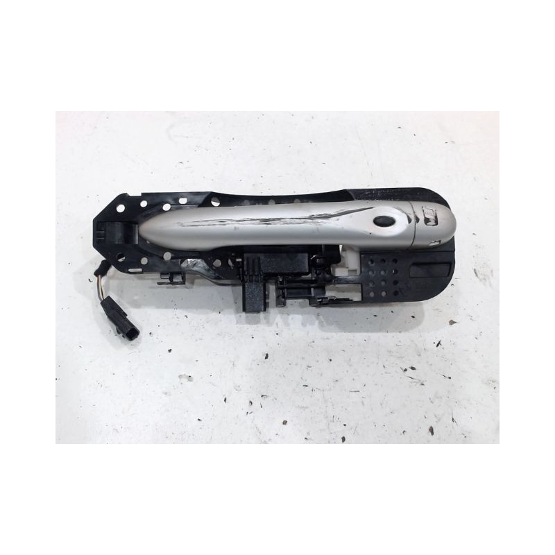 POIGNEE EXTERIEURE PORTE AVANT GAUCHE RENAULT MEGANE