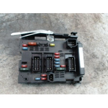 PLATINE FUSIBLE AVANT PEUGEOT 206
