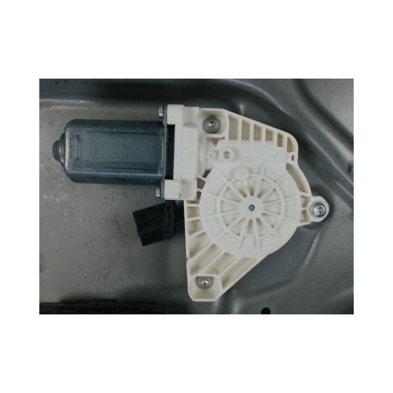 MECANISME+MOTEUR LEVE-GLACE ARRIERE GAUCHE MERCEDES CLASSE A 2004-