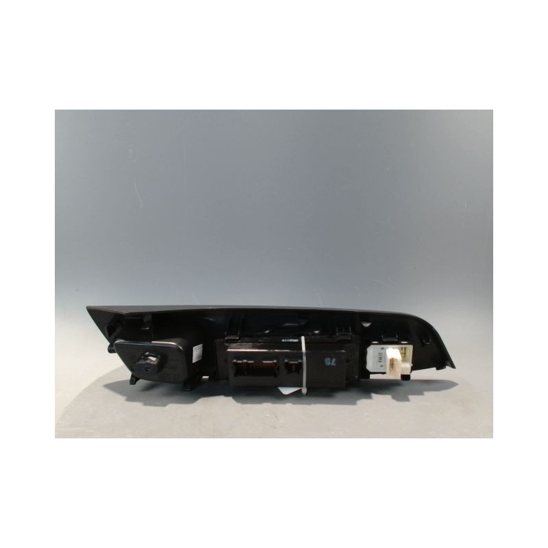 COMMANDE LEVE-GLACE PORTE AVG NISSAN MICRA 2009-