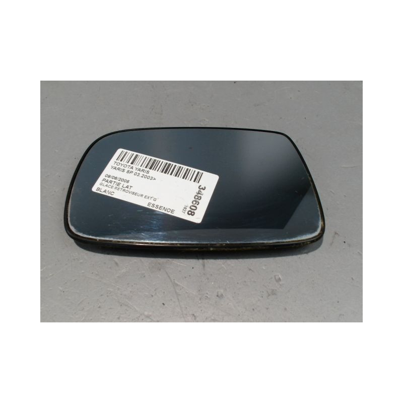 GLACE RETROVISEUR EXT G TOYOTA YARIS 2003-