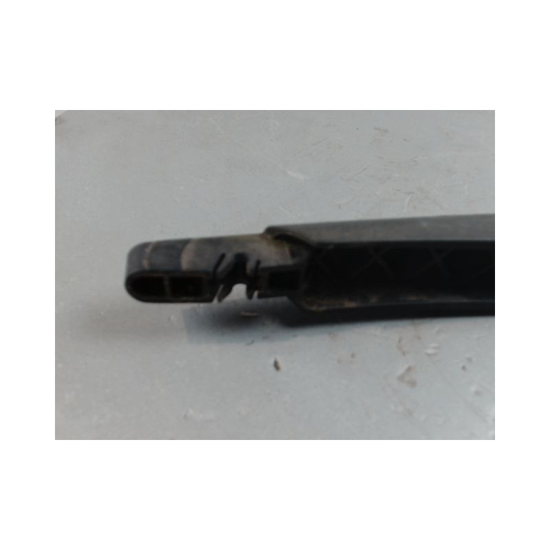 BRAS ESSUIE-GLACE ARRIERE DACIA DUSTER 2010-