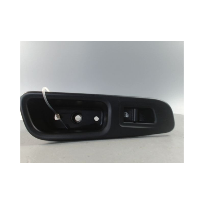COMMANDE LEVE-GLACE PORTE ARD JEEP RENEGADE
