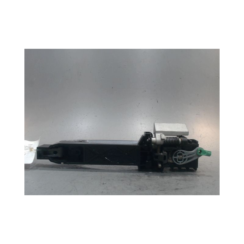 POIGNEE EXTERIEURE PORTE AVANT GAUCHE NISSAN QASHQAI