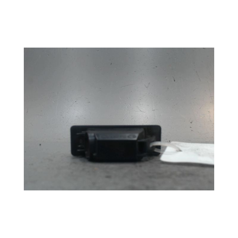 ECLAIREUR PLAQUE DE POLICE GAUCHE NISSAN QASHQAI