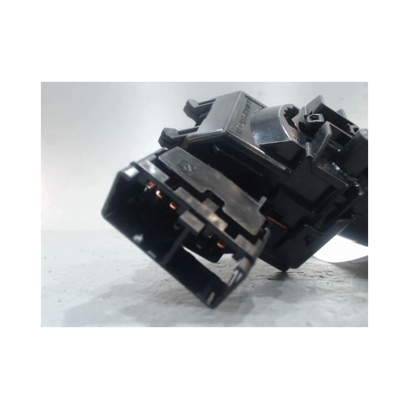 COMMANDE ESSUIE GLACE TOYOTA YARIS