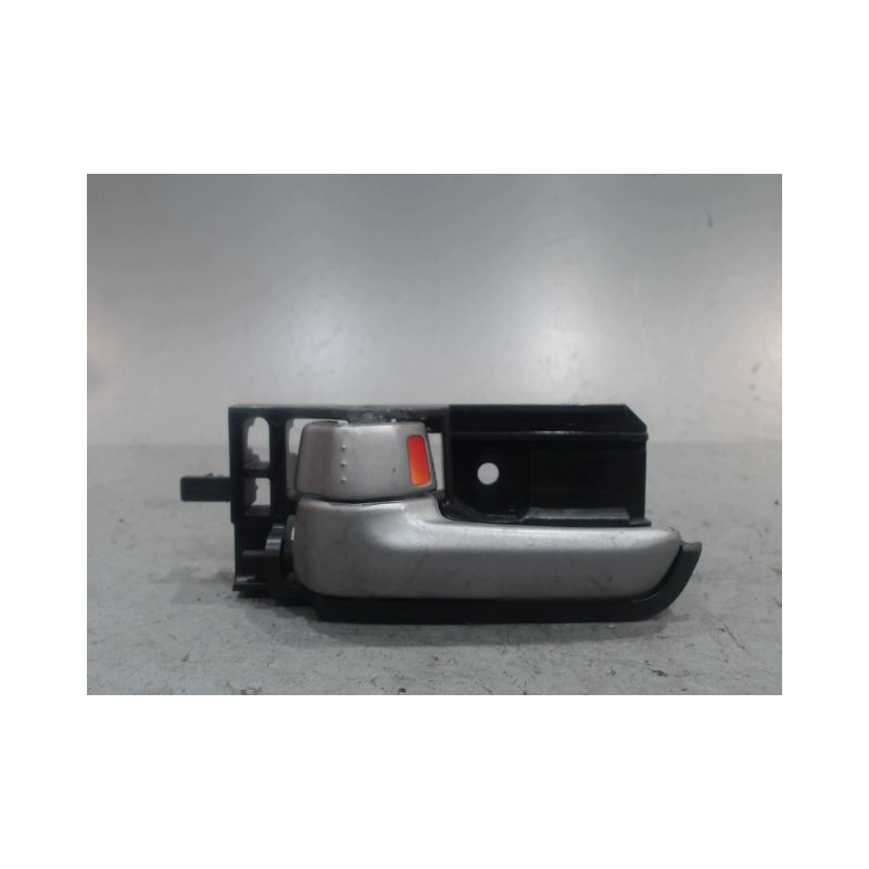 POIGNEE INTERIEURE PORTE AVANT GAUCHE SUZUKI SWIFT