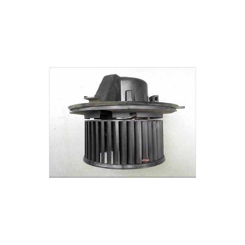 MOTEUR VENTILATEUR CHAUFFAGE VOLKSWAGEN GOLF V 2003-2009