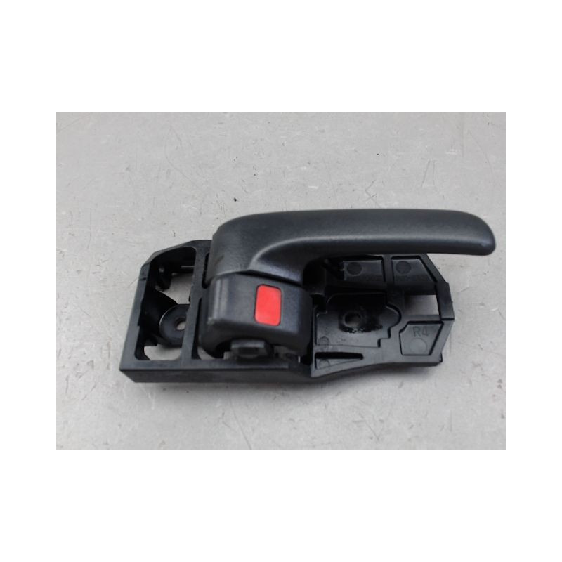 POIGNEE INTERIEURE PORTE ARRIERE DROIT TOYOTA RAV4