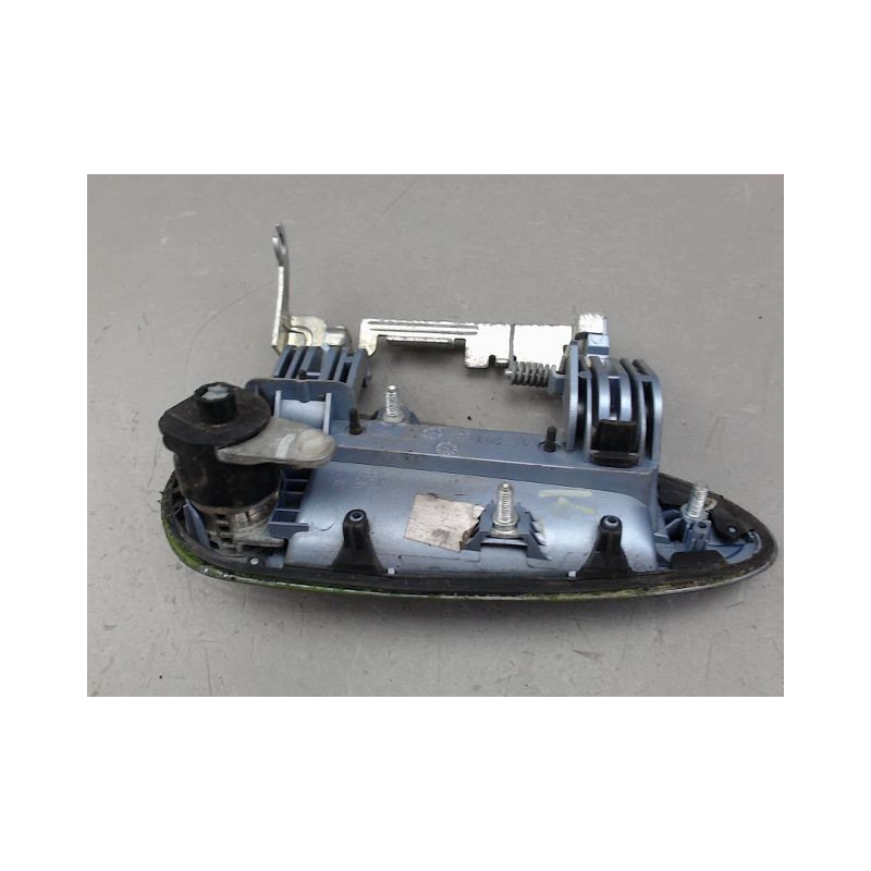 POIGNEE EXTERIEURE PORTE AVANT GAUCHE FIAT PUNTO