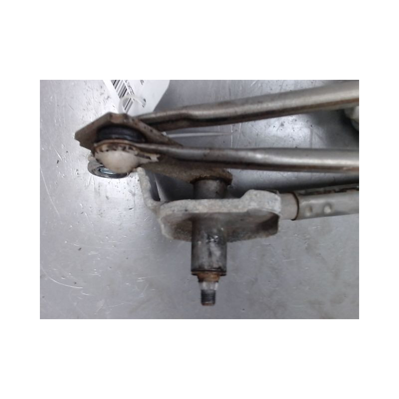 MECANISME ESSUIE-GLACE AVANT SUZUKI SX4