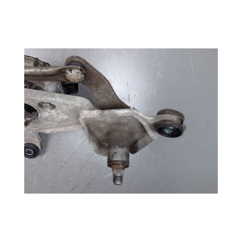 MECANISME ESSUIE-GLACE AVANT SUZUKI SX4